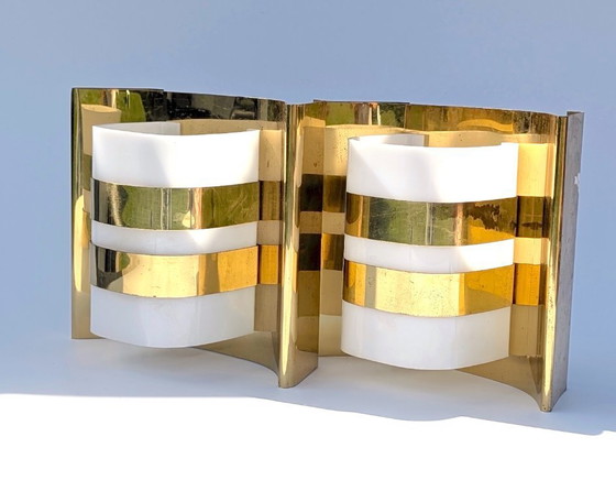 Image 1 of Pair of wall lamp Hans-Agne Jakobsson – Model V334/1 in brass with translucent plastic shades