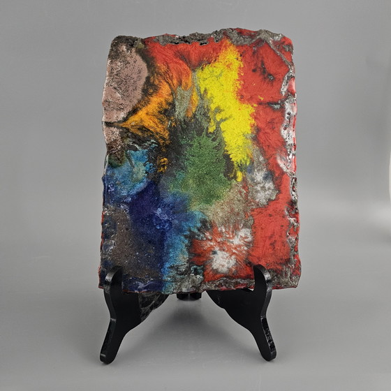 Image 1 of Vintage West-Duitse Fat Lava Muurplaquette Gemaakt Door Vulkan Keramik/Ostara Fliesen. Kleuren: Rood, Geel, Blauw En Groen.