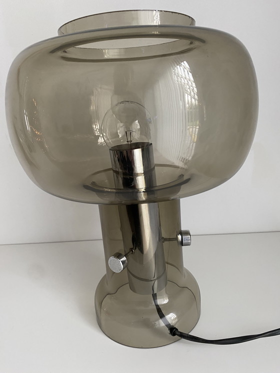 Image 1 of Lampe de table au design vintage