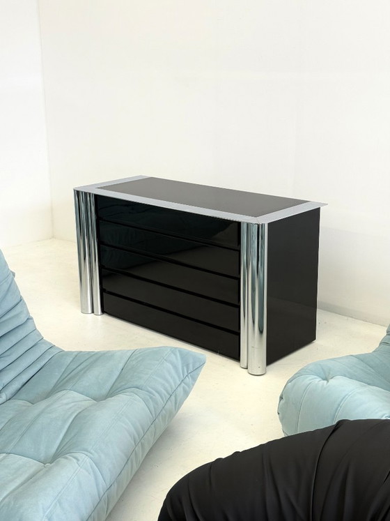 Image 1 of Credenza nera disegnata da Antonello Mosca per Cinova.