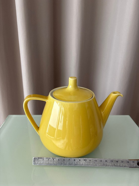 Vintage Villeroy & Boch gele theepot – gemaakt in Luxemburg – villeroy boch, Tafelaccessoires, Ceramic (photo 10 of 10)
