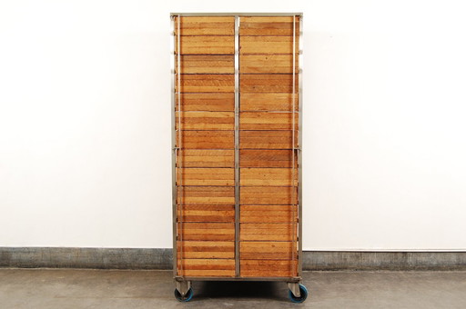 Regal Tabac drawer/bins cabinet on wheels.