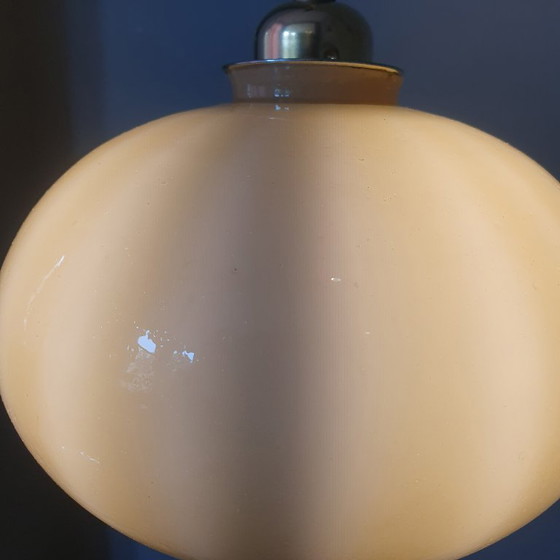 Image 1 of Lampada a sospensione vintage in vetro opalino giallo pastello/arancione