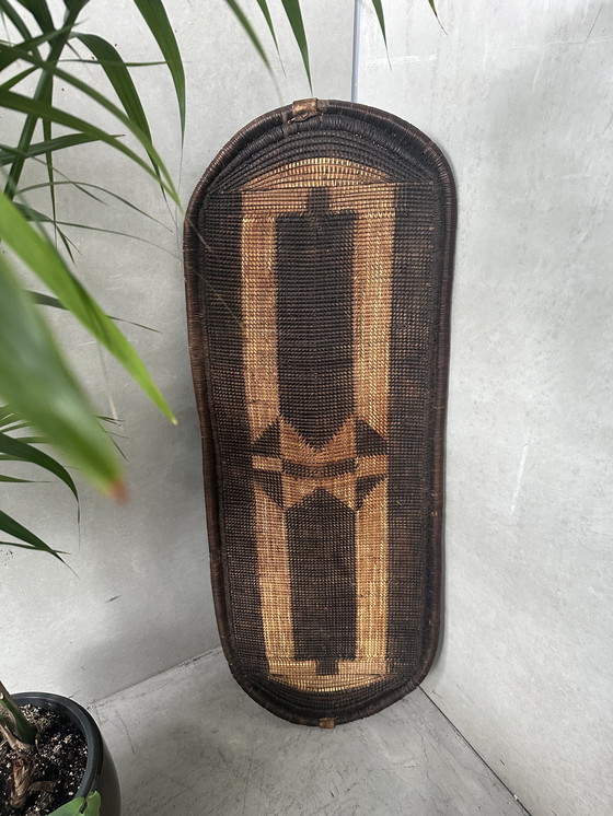 Image 1 of Scudo da guerra decorativo antico Ngombe - Repubblica Democratica del Congo