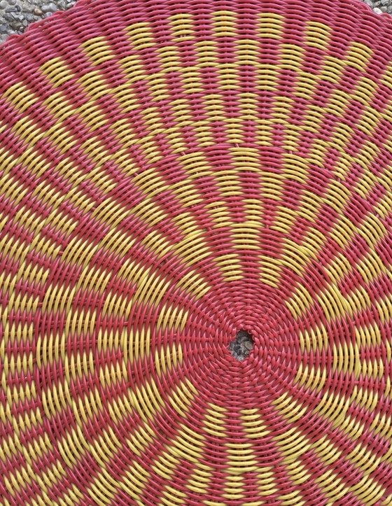 Image 1 of Vintage round Scoubidou rope rug - 100cm.