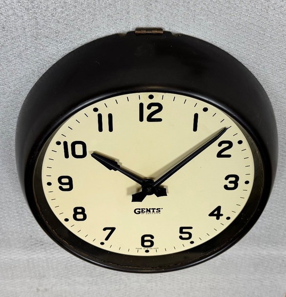 Image 1 of Vintage Brown Bakelite Wall Clock by Gents of Leicester, 1950s