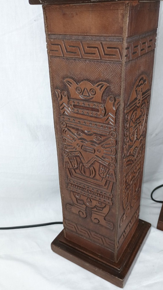 Image 1 of Paire Lampes Angel L. Pazmino Totem en Cuir Vintage Motifs Aztéque Inca ou Maya