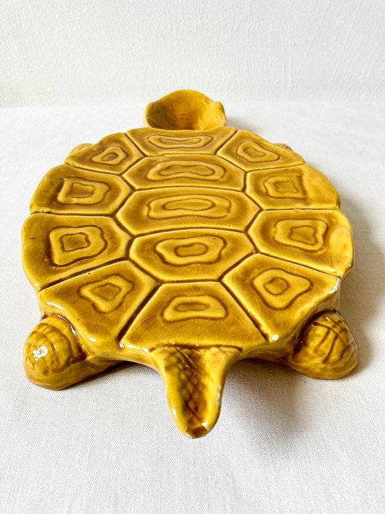Large mustard yellow earthenware turtle dish, vintage 1950s-1970s – Table accessories, Ceramic (photo 4 of 12)