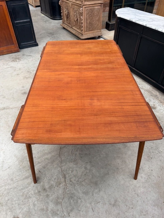 Dining Table by Louis Paolozzi Edited by René Godfrid – Wood (photo 12 of 14)
