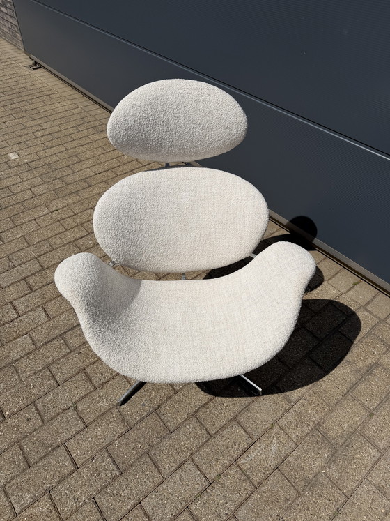 Image 1 of Artifort Big Tulip 1ste éditie P. Paulin Beige/écru Bouclé
