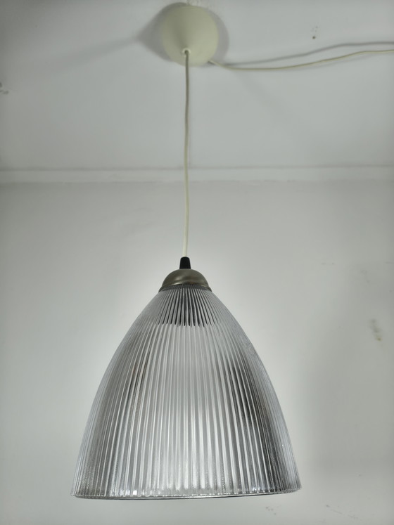 Image 1 of Vintage 2 hanglampen ribbelglas jaren 70  Ø20 cm