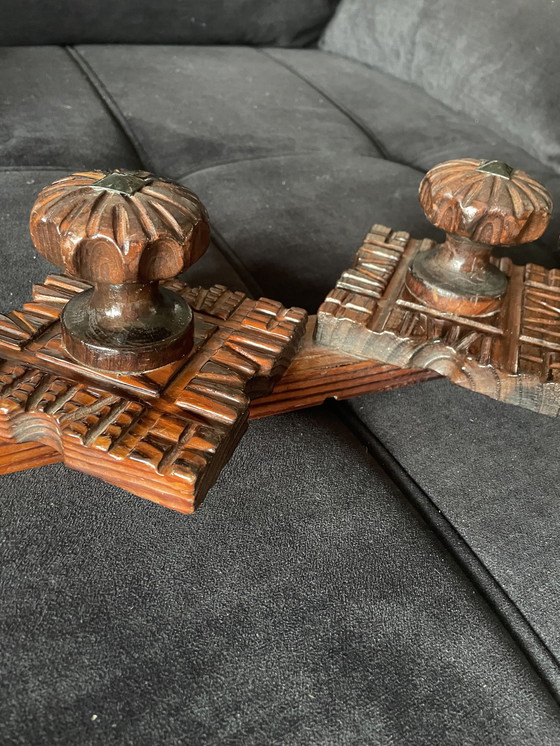 Image 1 of Primitiv Brutalistischer Kleiderständer aus Holz