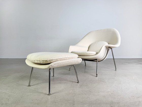 Image 1 of Silla Womb original de Knoll International, Eero Saarinen, 1980.
