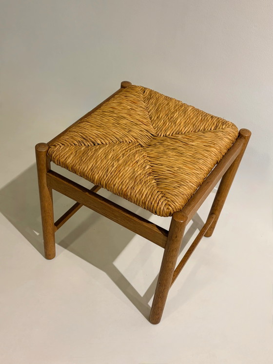 Vintage oak stool with woven seat – Scandinavian (photo 3 of 4)