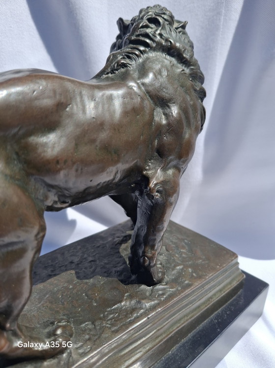 Image 1 of Antiek bronzen beeld "Roaring Lion" naar Charles Valton (1851-1918) – gietersmerk JB Déposé Paris, ca. 5 kg