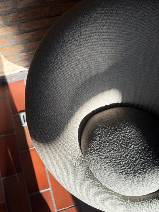 Image 1 of Poltrona Artifort a forma di fungo