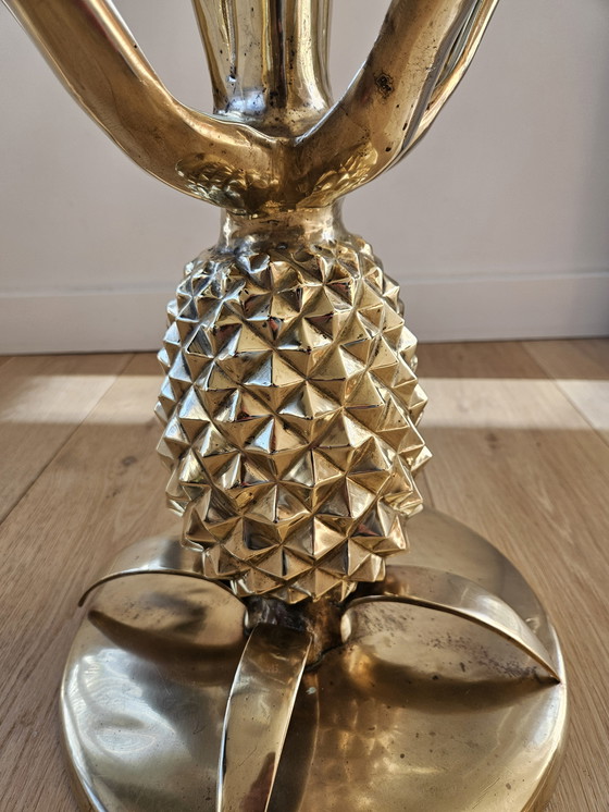 Image 1 of Tavolino da caffè Hollywood Regency Pineapple in ottone e vetro, Parigi, Francia, anni '70