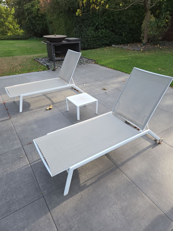 Aluminum Lounge Chairs and Side Table – Jati & Kebon, Lounge sets, Textile, Aluminium (photo 8 of 12)