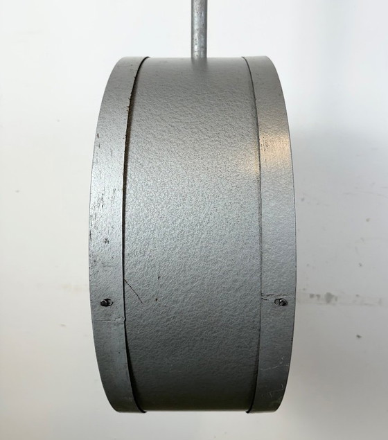 Image 1 of Grote industriële dubbelzijdige spoorweg- of fabrieksklok van Pragotron, jaren 60