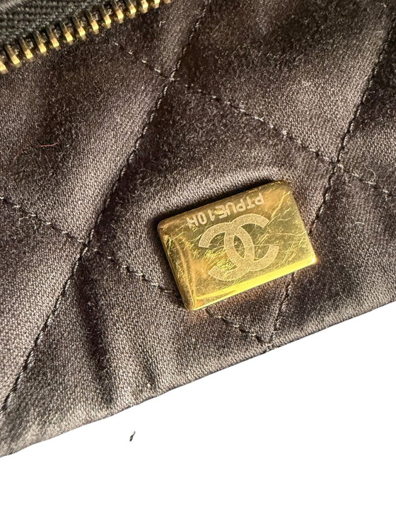 Image 1 of Chanel tas 22