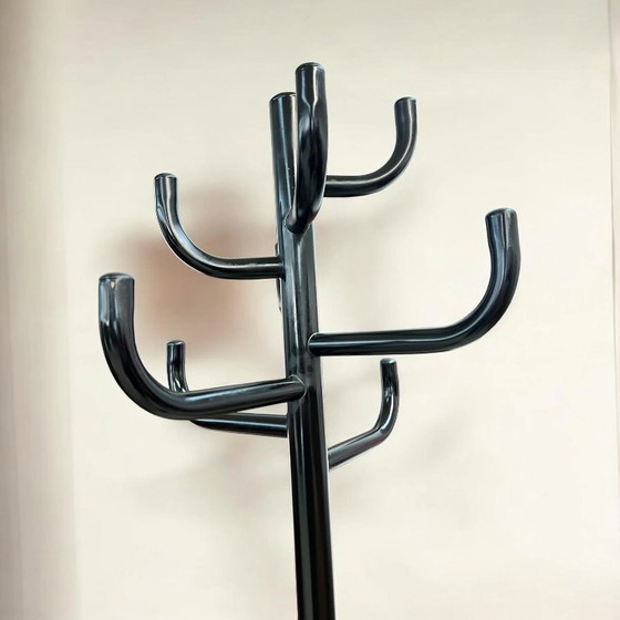 Image 1 of Appendiabiti vintage a cactus in metallo nero della collezione H+H anni '70-'80