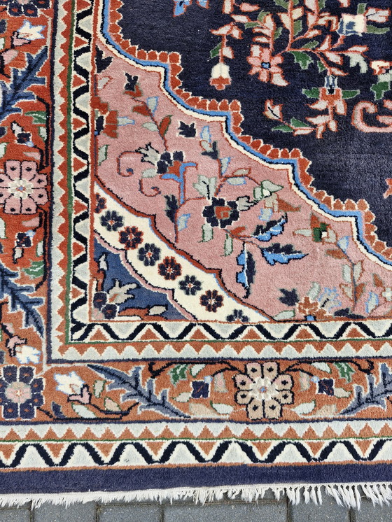 Image 1 of Handgeknoopt Perzisch tapijt