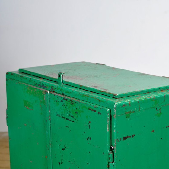 Image 1 of Industrieschrank aus Eisen, 1970er Jahre