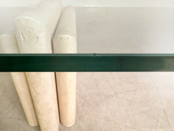 Image 1 of Tavolino in travertino originale del Medioevo Design in vetro Italia