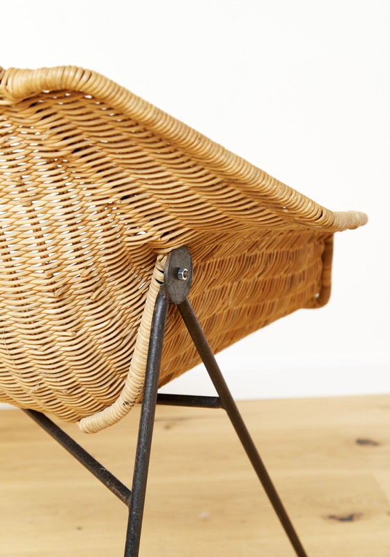 Image 1 of Mid Century Rotan Loungestoel