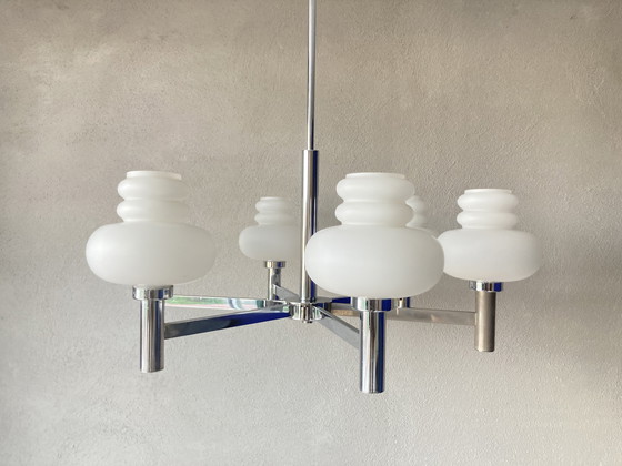 Image 1 of Design chrome hanglamp opaline glas