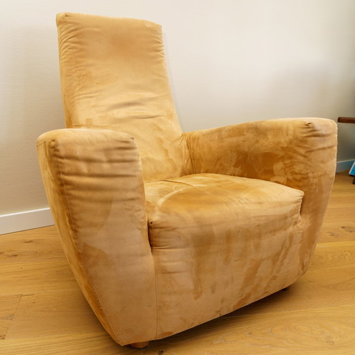 Label Longa Fauteuil door Gerard van den Berg