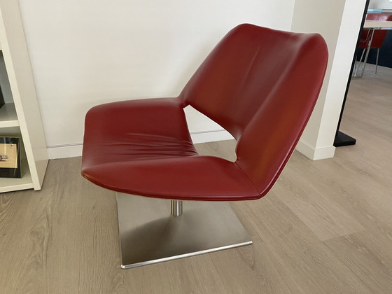 Image 1 of Dema Lips chair