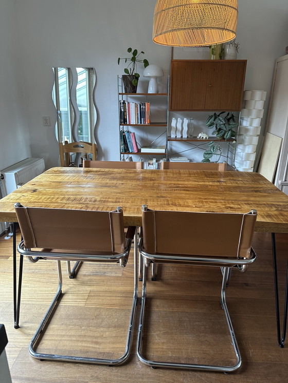 Image 1 of Vintage eettafel met hairpin poten