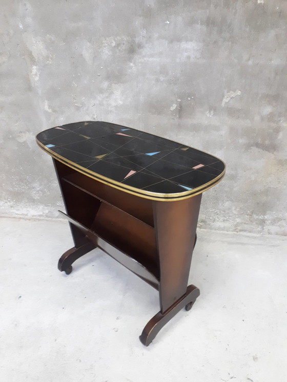 Image 1 of vintage lectuurtafel