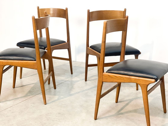 Image 1 of 4x Vintage Italiaanse eetkamerstoelen