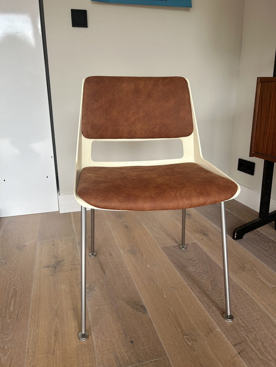 Image 1 of 2X Gispen 2210/2220 Stratus Stoelen