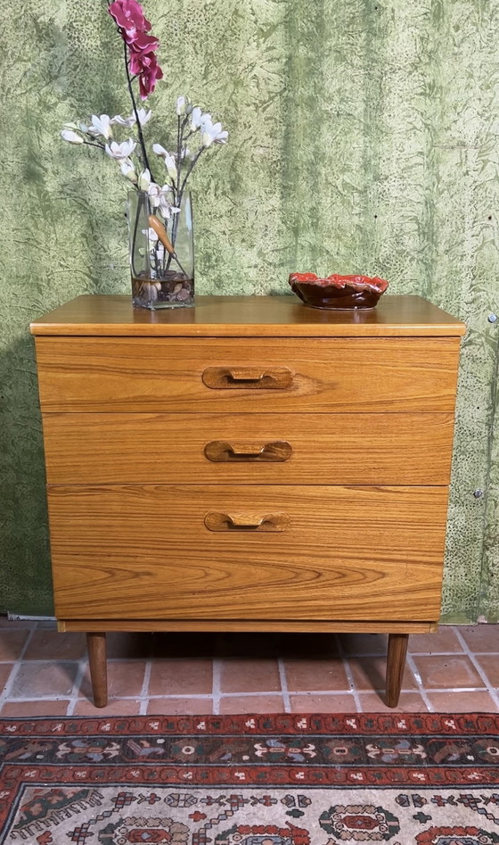 Image 1 of Mid century retro vintage teakhouten ladekast 1960