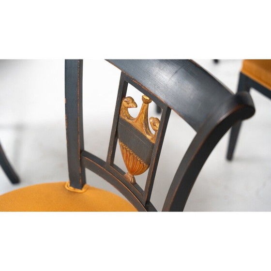 Image 1 of Set van 6 vintage zwarte en gouden stoelen