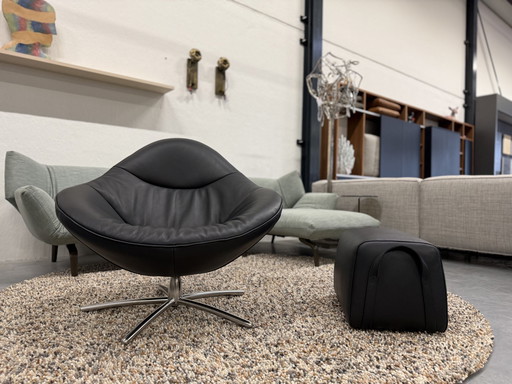 Label Vandenberg Hidde Soft Draai Fauteuil Met Poef Zwart Leer