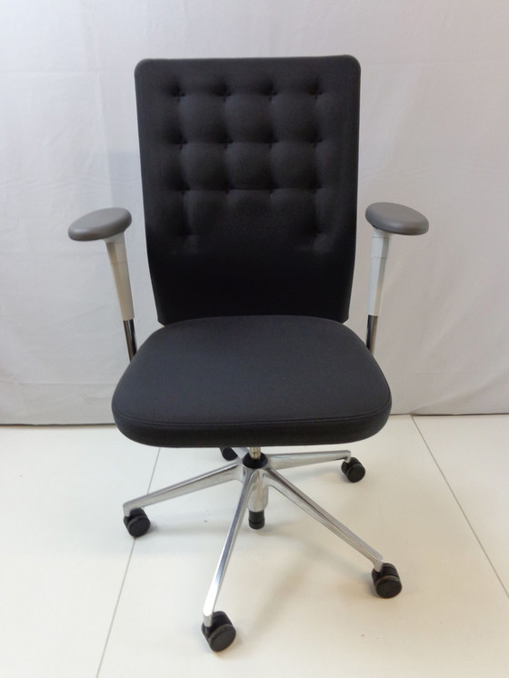 Image 1 of Vitra ID Chair bureaustoel