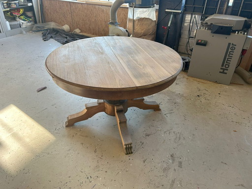 Ronde Uitschuifbare Kloostertafel Massief Eiken