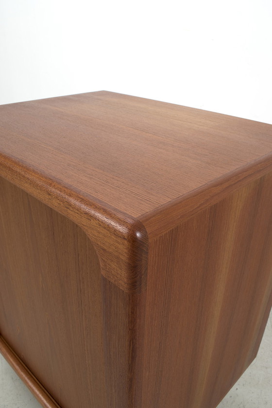 Image 1 of Dyrlund vintage kastje