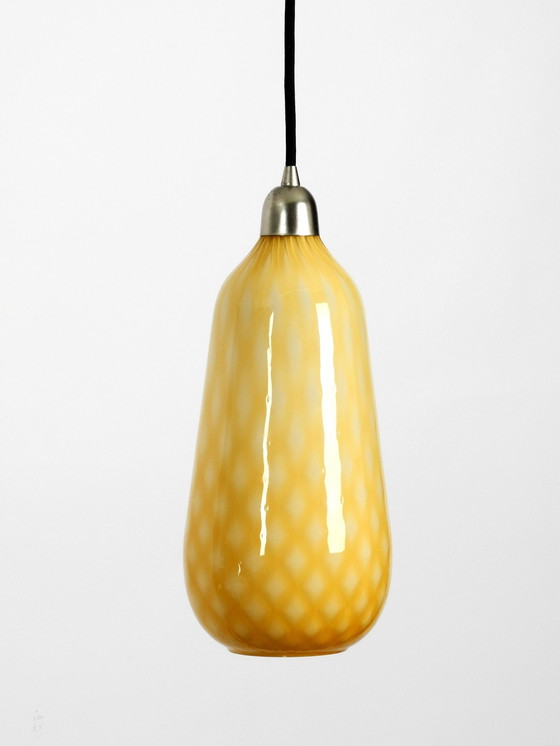 Image 1 of Prachtige gele en witte Italiaanse Mid Century Murano glazen hanglamp in zeldzaam ontwerp