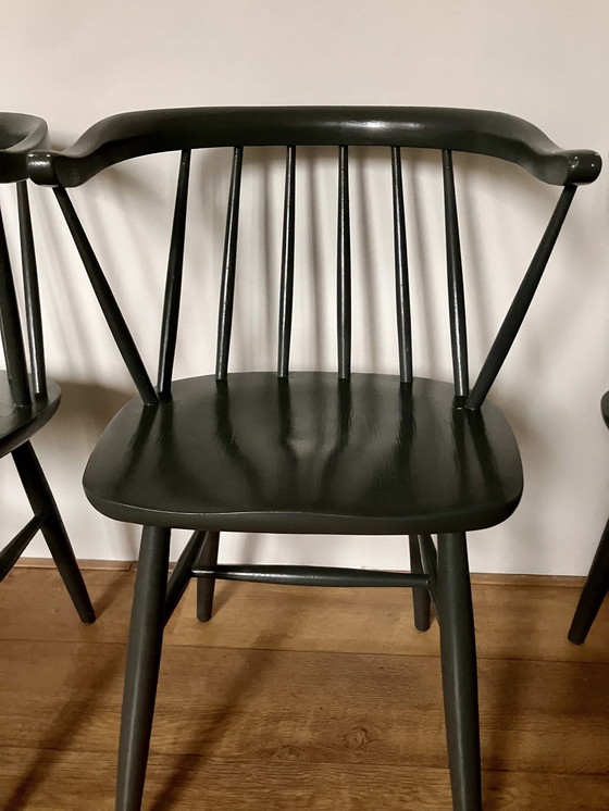 Image 1 of Set Van Drie Fanett Tapiovaara Stoelen Met Armleuning En Spijlen