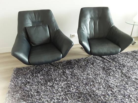 Image 1 of 2x Rolf Benz fauteuils + voetenbankje