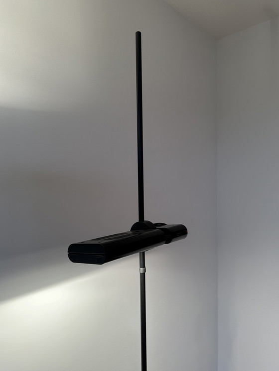 Image 1 of Artemide Aton vloerlamp