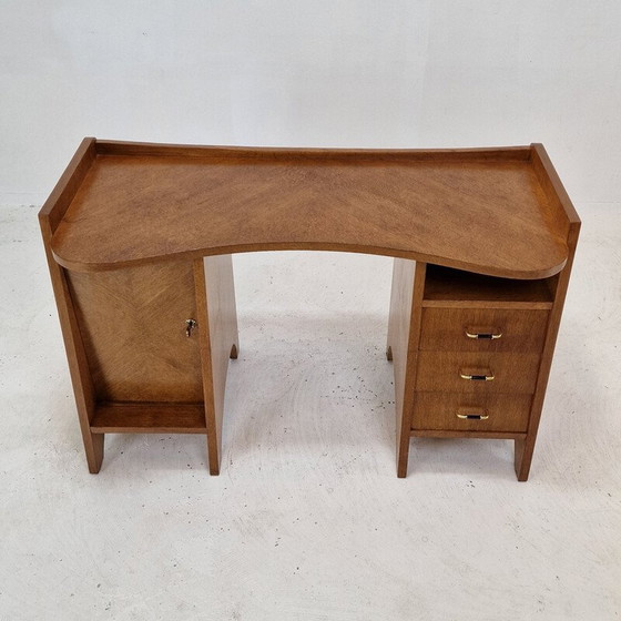 Image 1 of Vintage eikenhouten bureau, Italië 1960