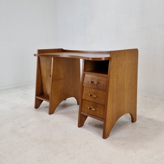 Image 1 of Vintage eikenhouten bureau, Italië 1960