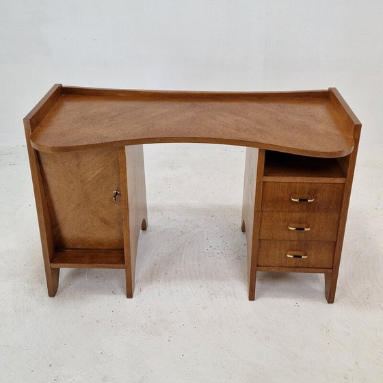 Image 1 of Vintage eikenhouten bureau, Italië 1960