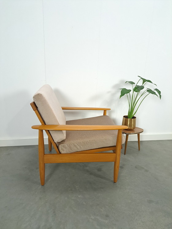 Image 1 of Deens Beukenhouten Fauteuil